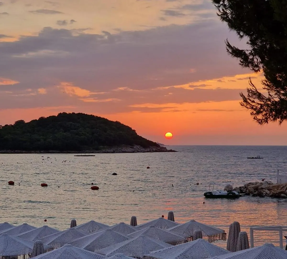 Апартаменты Vila Cerca De Mar Ксамил