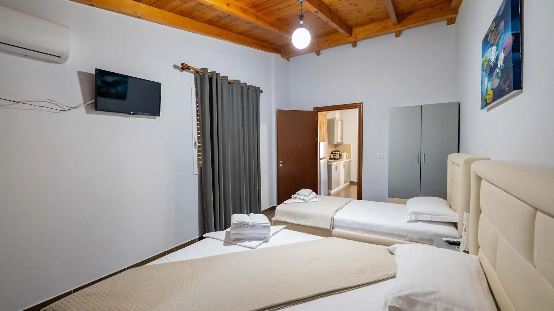 Vila Cerca De Mar Ксамил