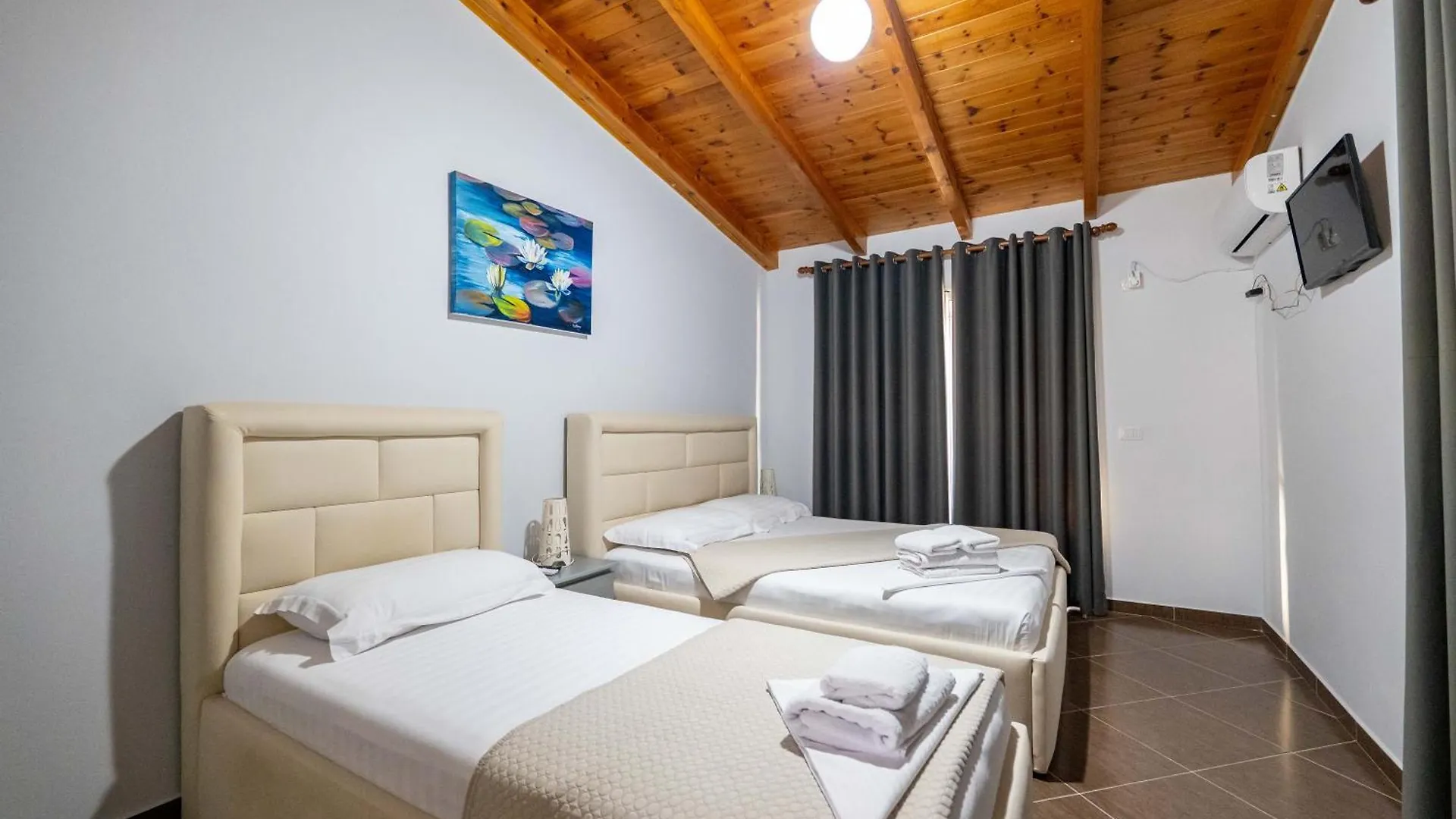 Vila Cerca De Mar Ксамил 0*,