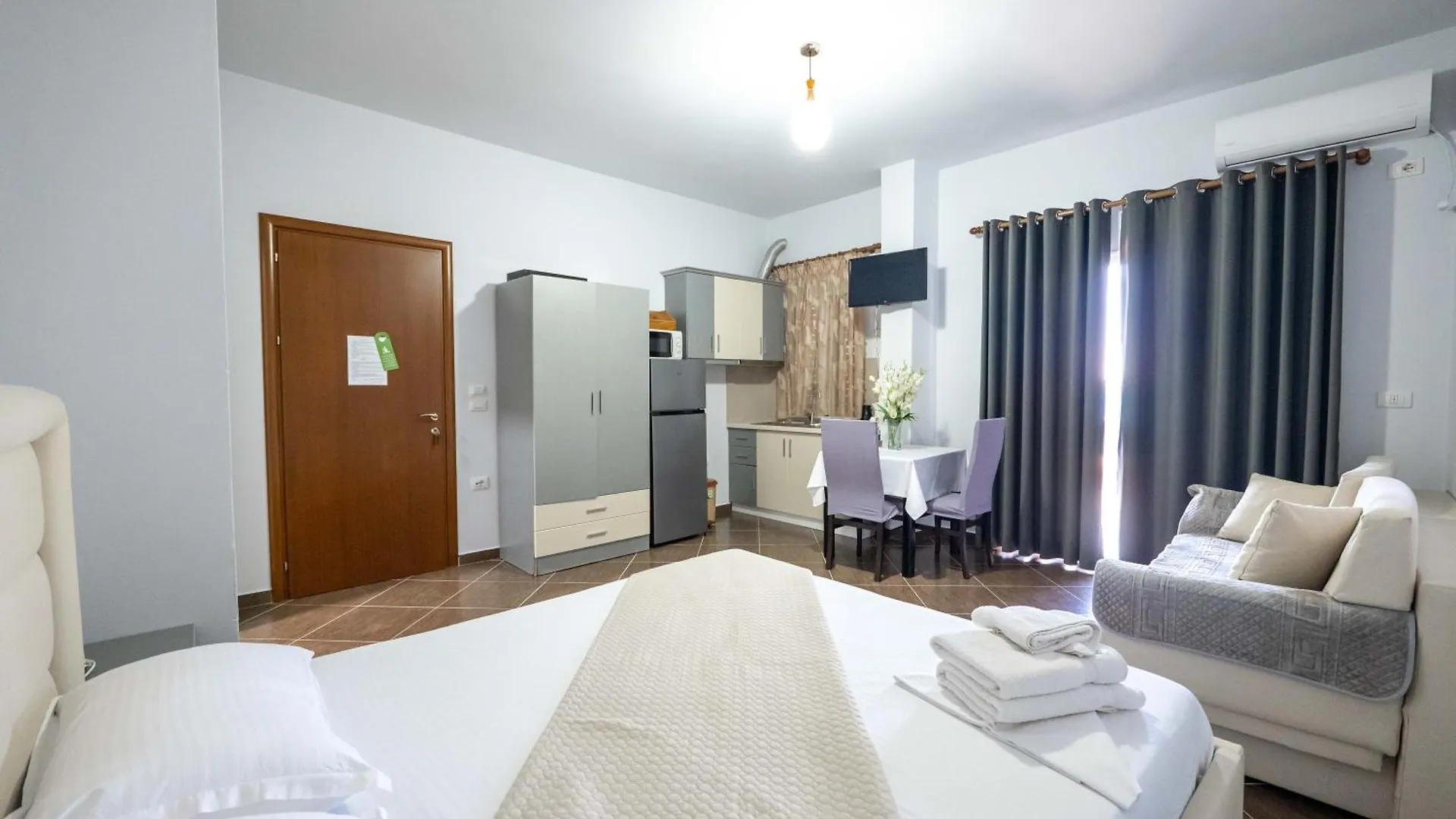 Vila Cerca De Mar Ксамил Апартаменты