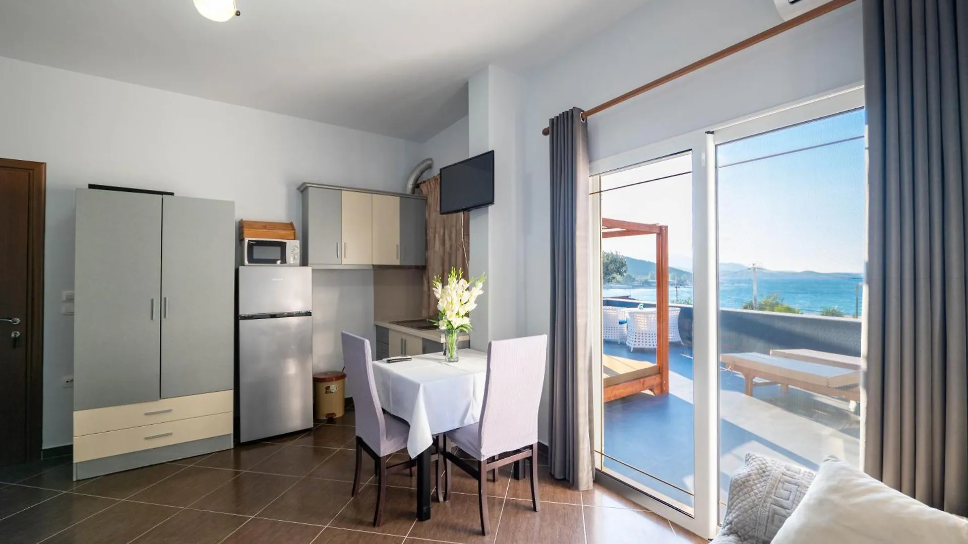 Vila Cerca De Mar Ксамил Апартаменты